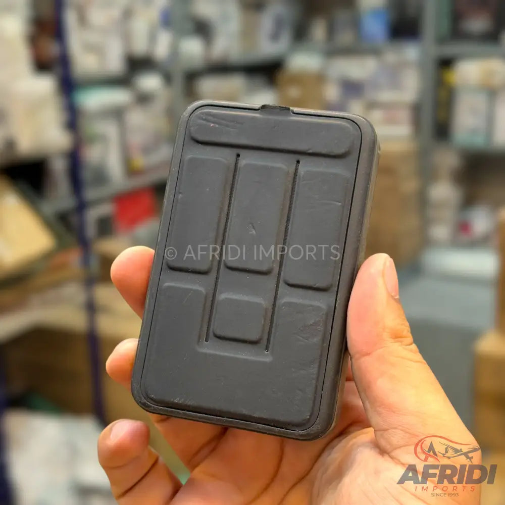 10,000mAH Wireless Power Bank - 100% Health - Pre-Owned and without Box