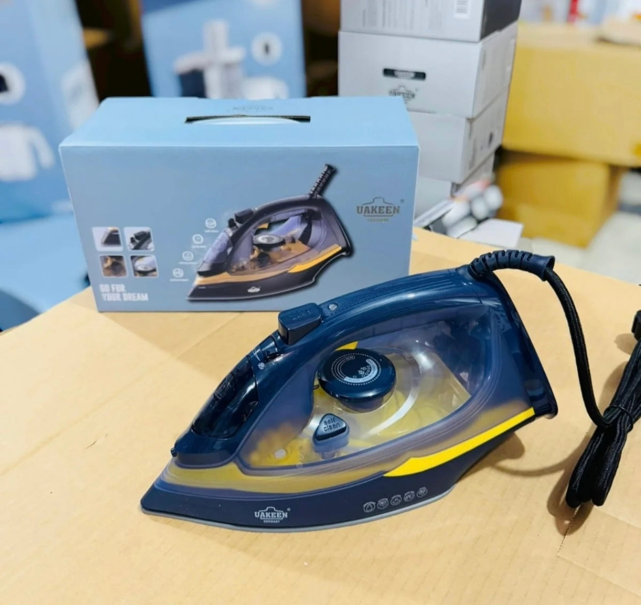 Uakeen Germany Steam Iron ZL-818